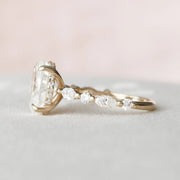4-Prong Oval Moissanite Bridal Ring